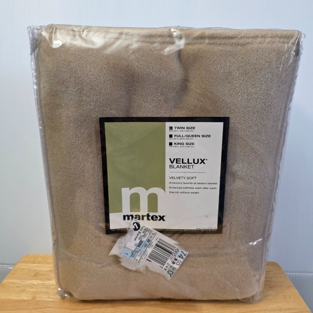 NWT, Martex, Vellux, Twin Blanket